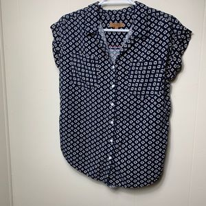 🛍🛍 JACHS GIRLFRIEND Rayon button blouse size S